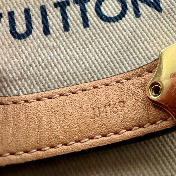 Louis Vuitton Nano Monogram Bracelet - Picture 6 of 8